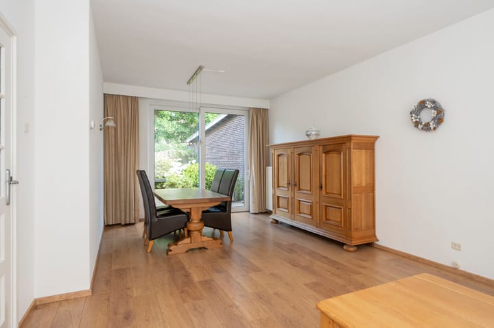 Foto 10 van Lintjensstraat 15