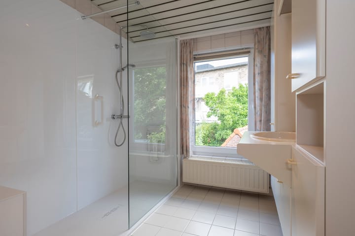 Foto 17 van Lintjensstraat 15