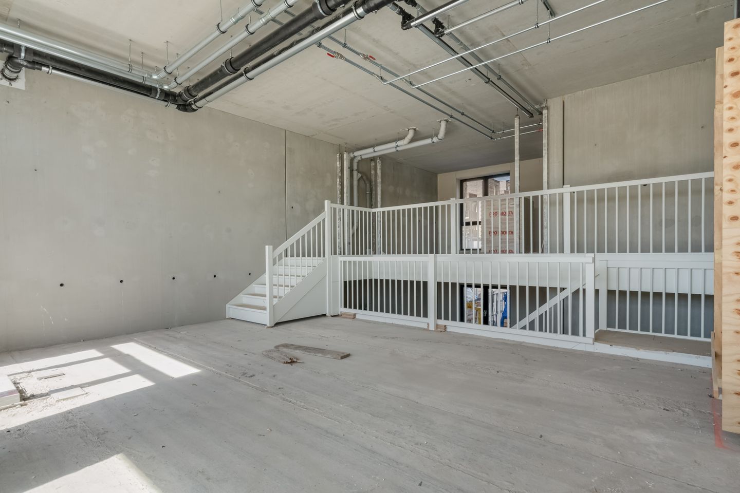 View photo 4 of Amstelstroomlaan 180-192