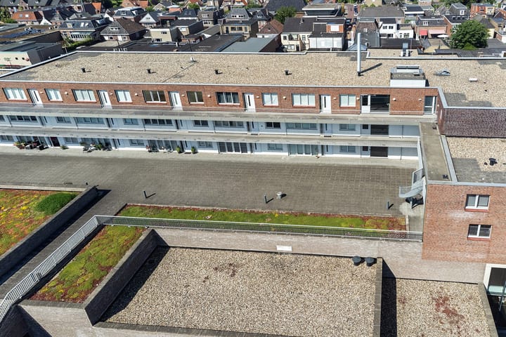 Foto 3 van Raadhuisplein 56