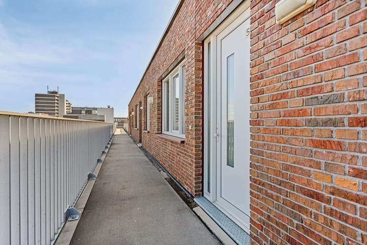 Foto 5 van Raadhuisplein 56