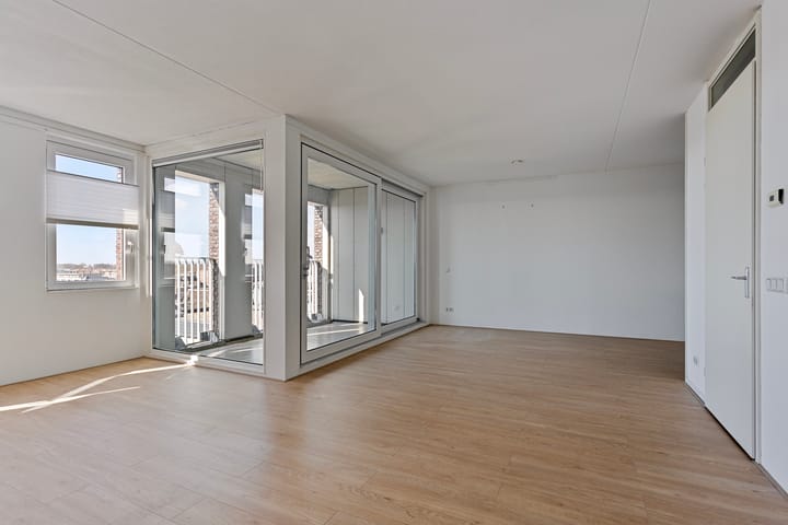 Foto 7 van Raadhuisplein 56