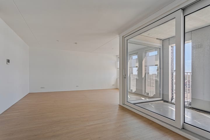 Foto 8 van Raadhuisplein 56