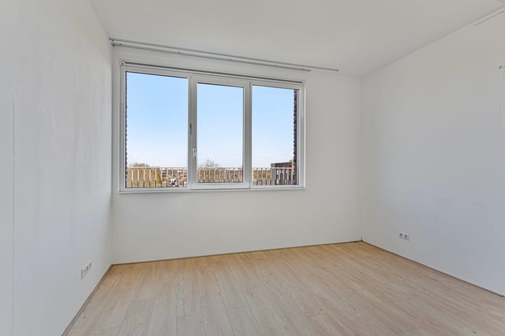 Foto 11 van Raadhuisplein 56