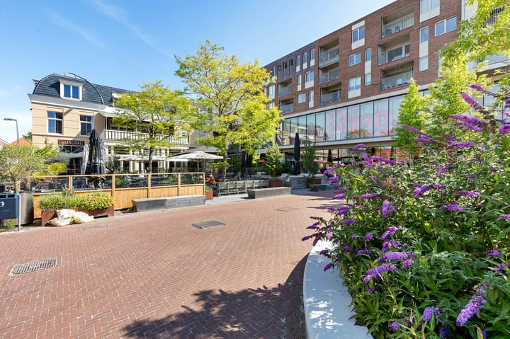 Foto 22 van Raadhuisplein 56