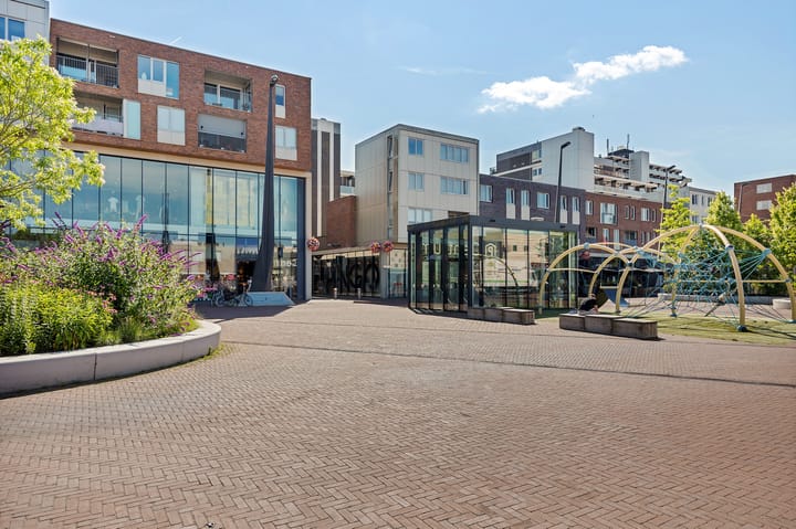 Foto 25 van Raadhuisplein 56