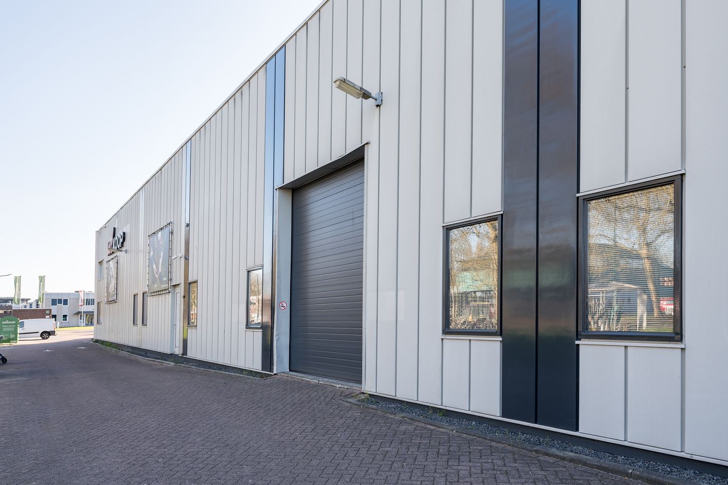 View photo 1 of Boerhaaveweg 4