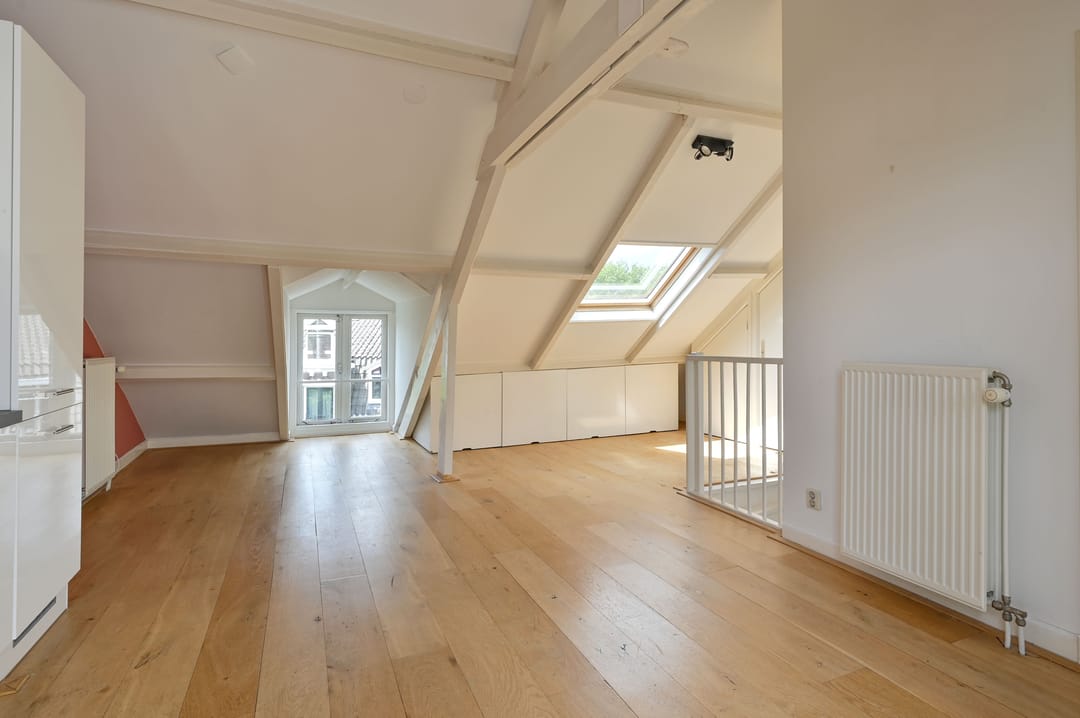 Foto 11 van Willem Barentszstraat 15-C