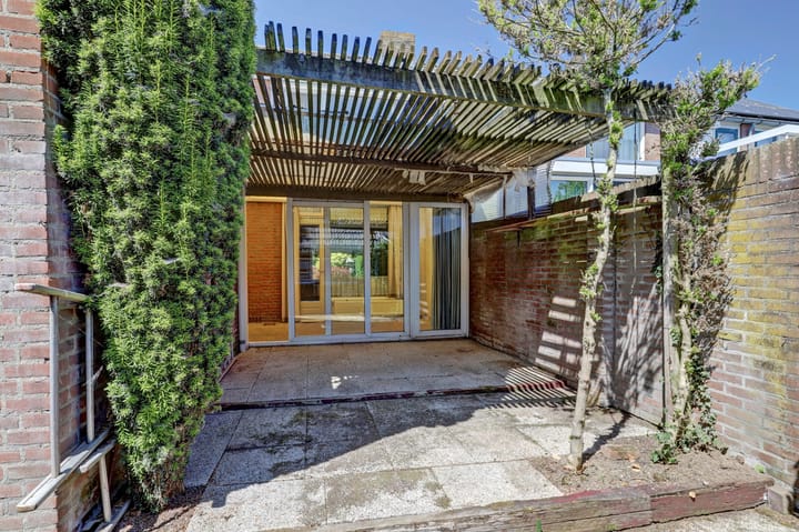 Foto 16 van Rietvoornstraat 6