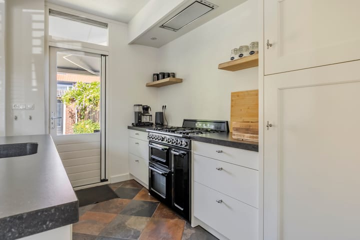 Foto 12 van Steurstraat 11