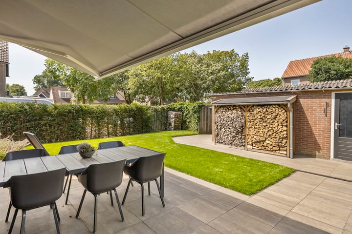 Foto 15 van Steurstraat 11