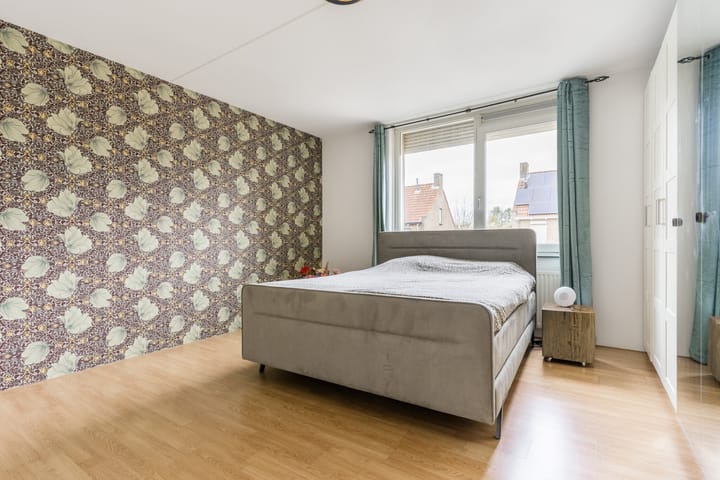 Foto 17 van van Erpstraat 64