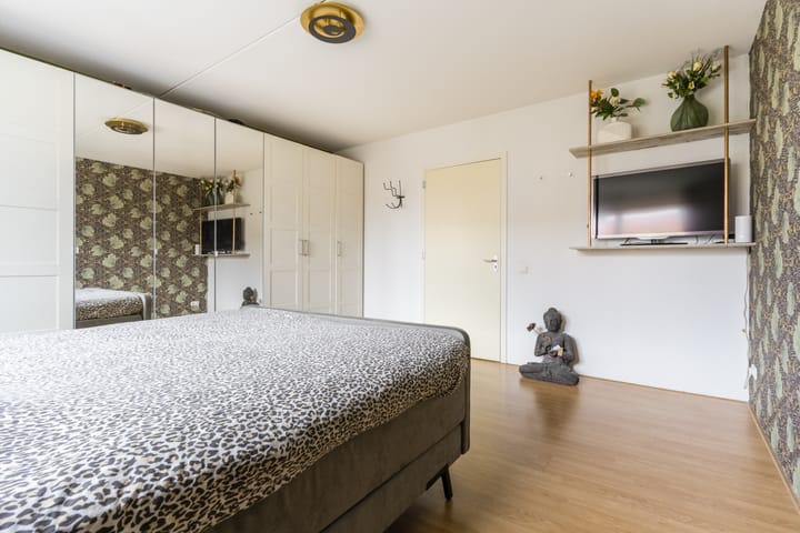 Foto 18 van van Erpstraat 64