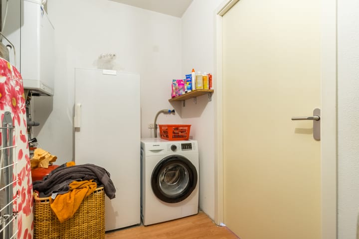 Foto 34 van van Erpstraat 64