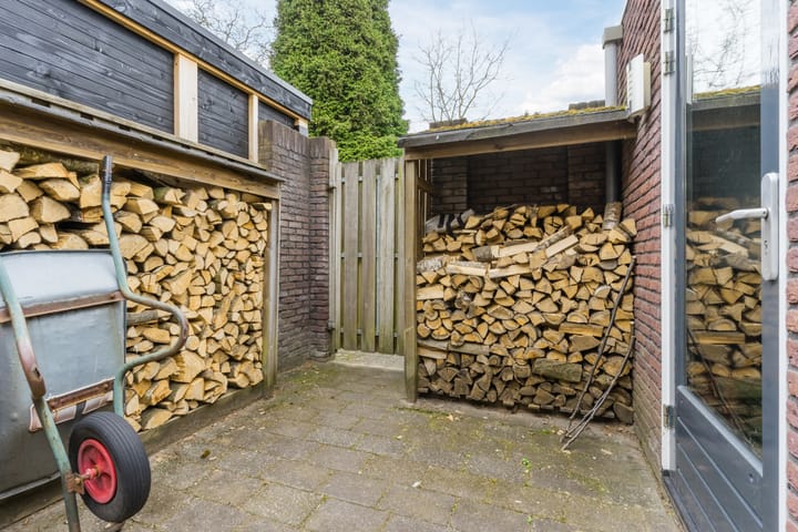 Foto 39 van van Erpstraat 64