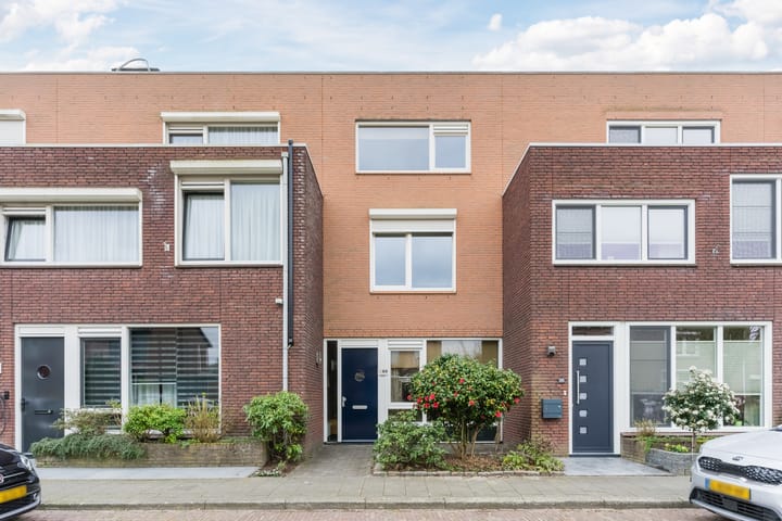 Foto 44 van van Erpstraat 64