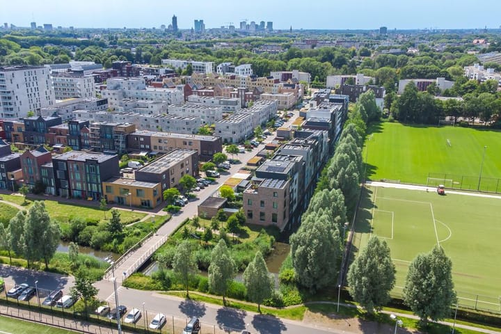 Foto 51 van Oldenburgerstraat 215