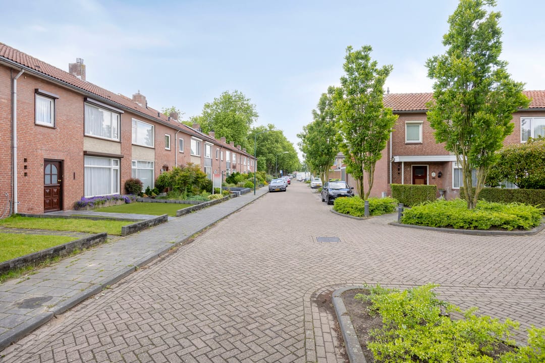 Foto 2 van Aquila 18