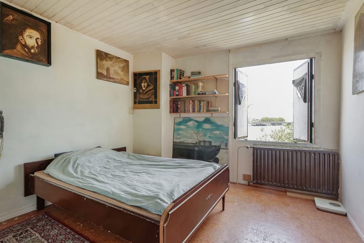 Photo 10 of Zuider IJdijk 127