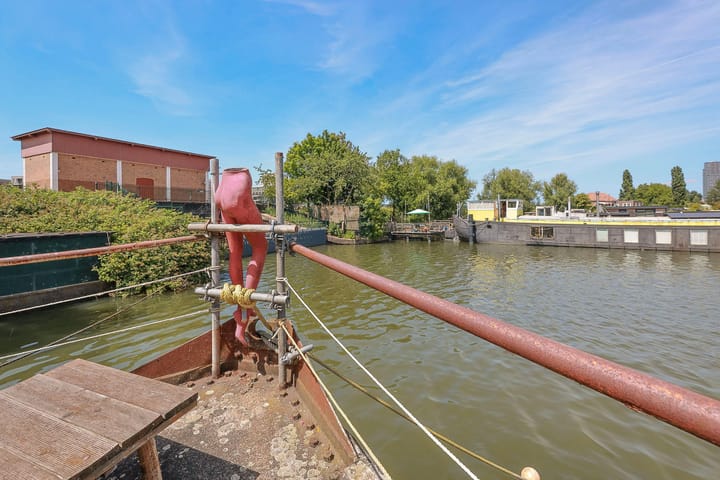 Photo 38 of Zuider IJdijk 127