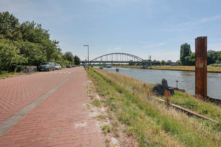 Photo 69 of Zuider IJdijk 127