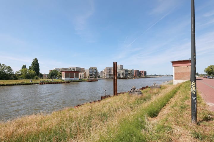 Photo 72 of Zuider IJdijk 127