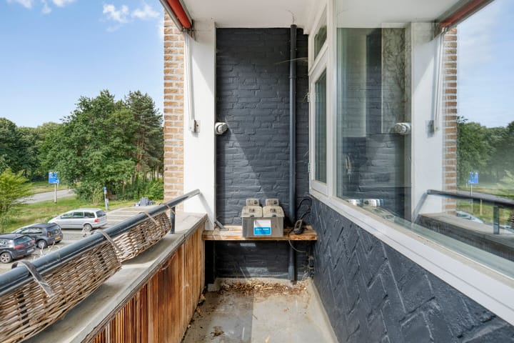 Foto 19 van Julianalaan 80