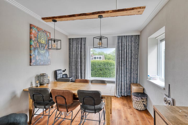 Foto 13 van Julianalaan 80