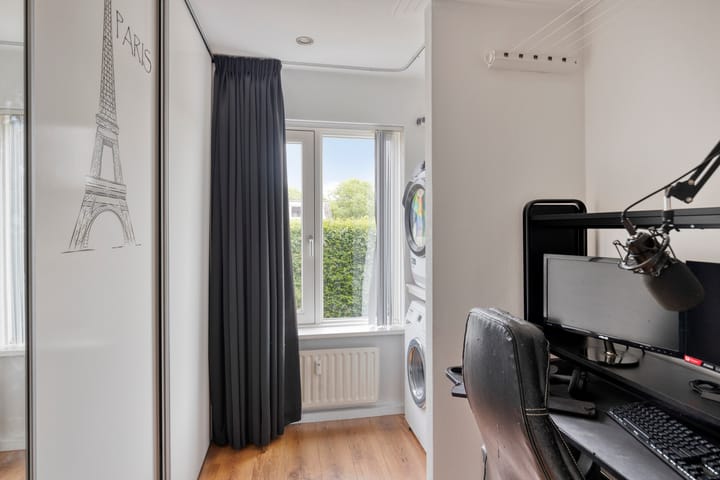 Foto 27 van Julianalaan 80