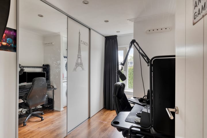 Foto 26 van Julianalaan 80