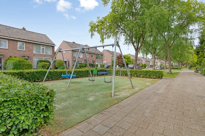 Foto 32 van Julianalaan 80