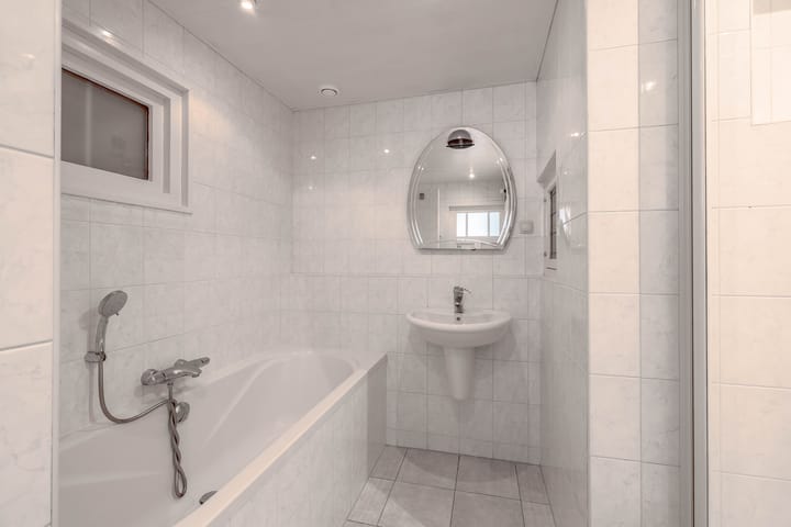 Foto 18 van Bredeweg 11