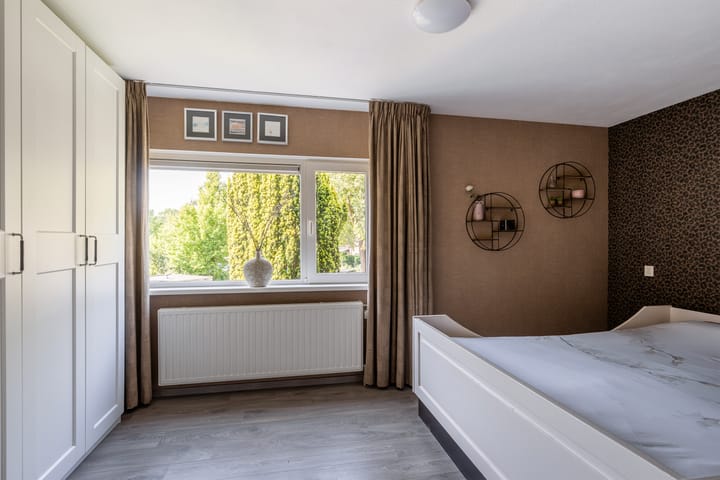 Foto 4 van Tourmalijn 37