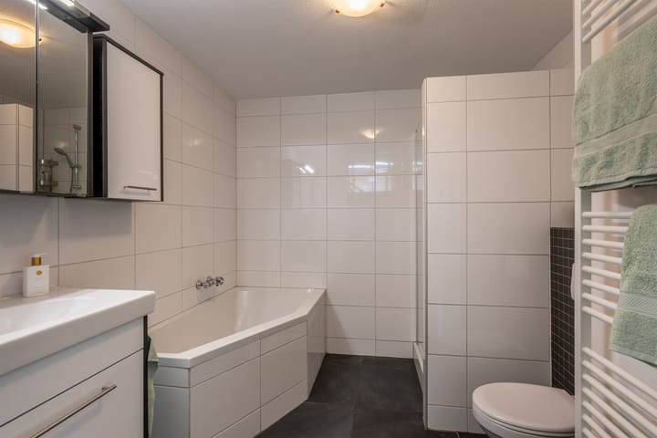 Foto 5 van Tourmalijn 37