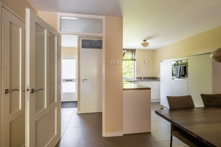 Foto 15 van Tourmalijn 37