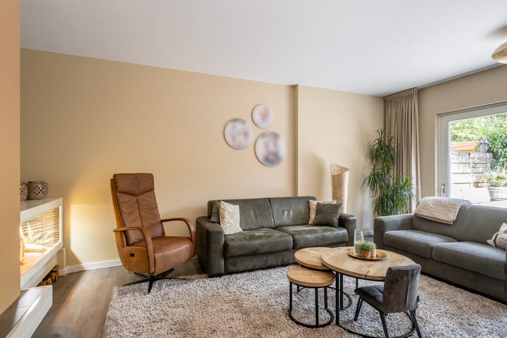 Foto 18 van Tourmalijn 37