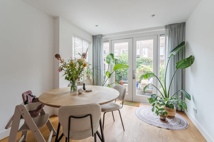 Photo 3 of Weltevredenstraat 5