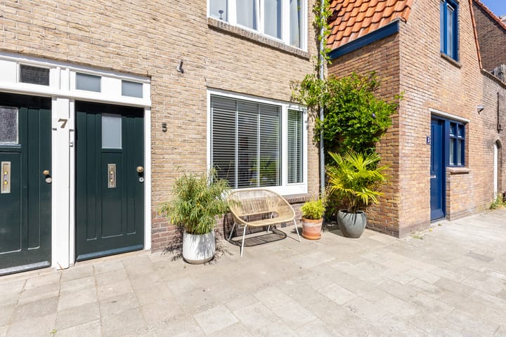 Photo 5 of Weltevredenstraat 5