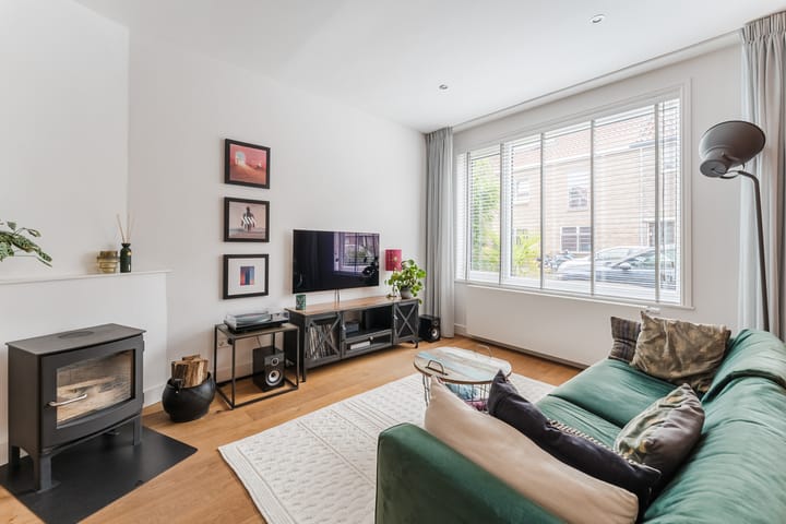 Photo 8 of Weltevredenstraat 5