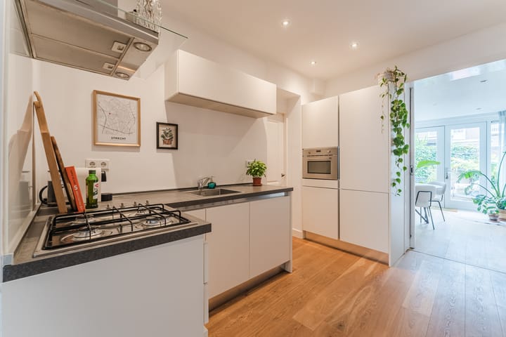 Photo 10 of Weltevredenstraat 5