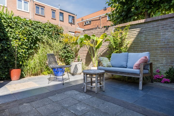 Photo 14 of Weltevredenstraat 5