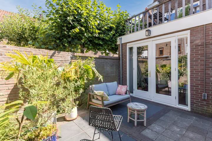 Photo 18 of Weltevredenstraat 5