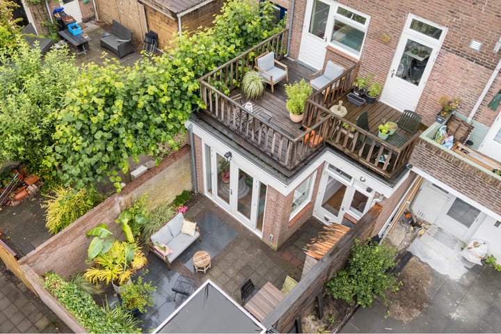 Photo 19 of Weltevredenstraat 5