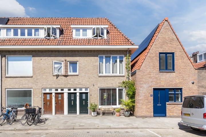 Photo 44 of Weltevredenstraat 5