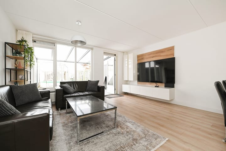 Foto 3 van Rijnauwenstraat 44