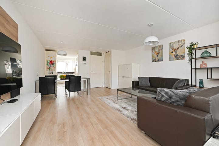 Foto 9 van Rijnauwenstraat 44