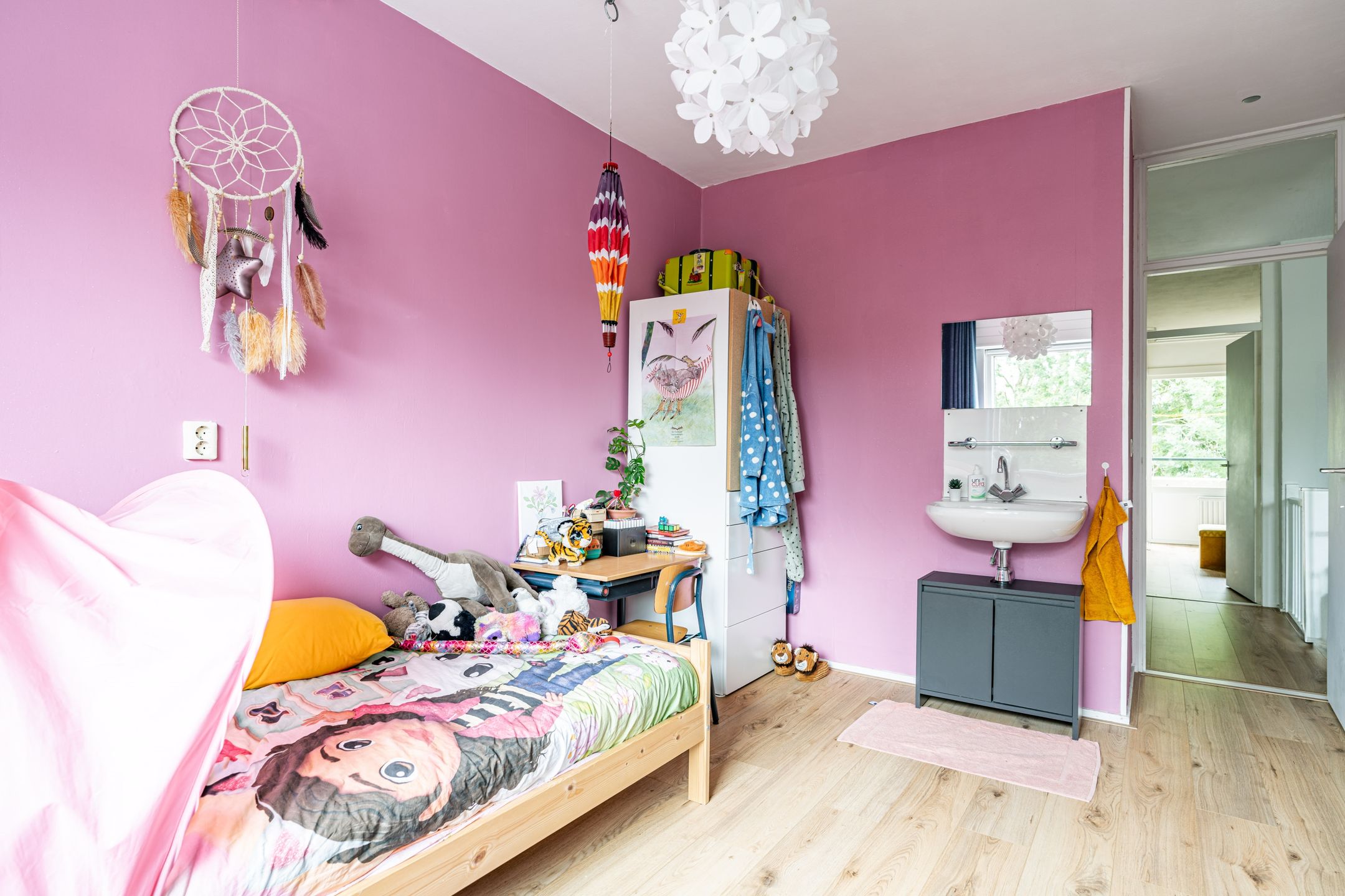 Photo 27 of Raaphorst 99