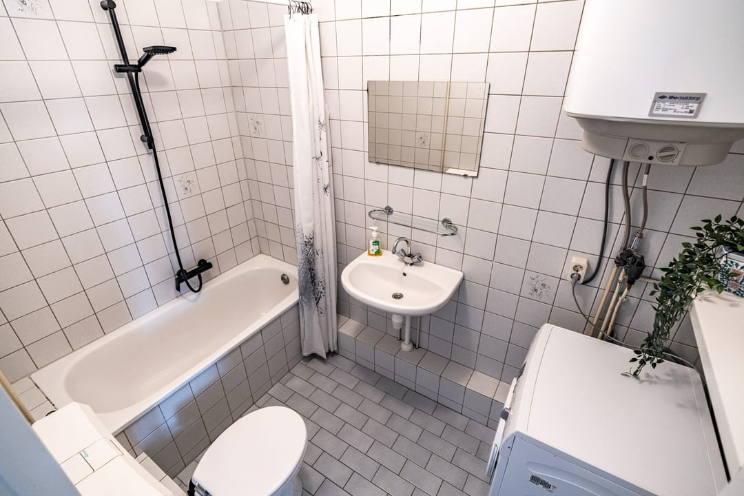 Photo 28 of Raaphorst 99