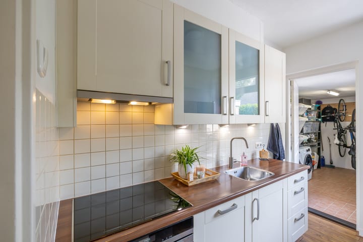 Foto 11 van Eikenlaan 11