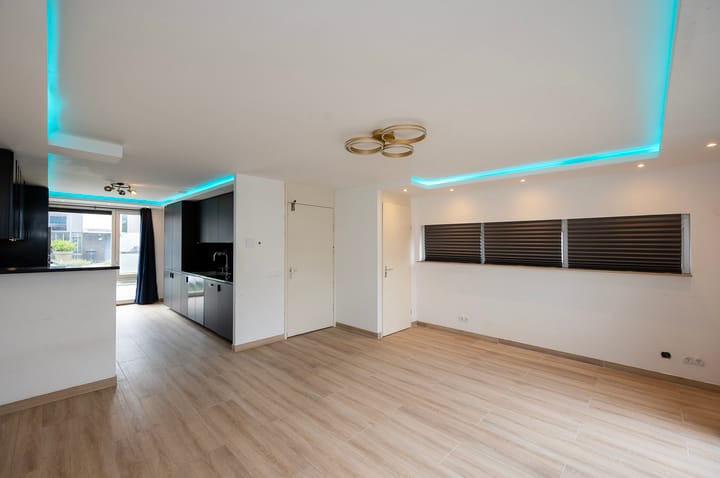 Foto 7 van Azorenweg 79